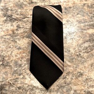 Austin Manor Men’s Tie